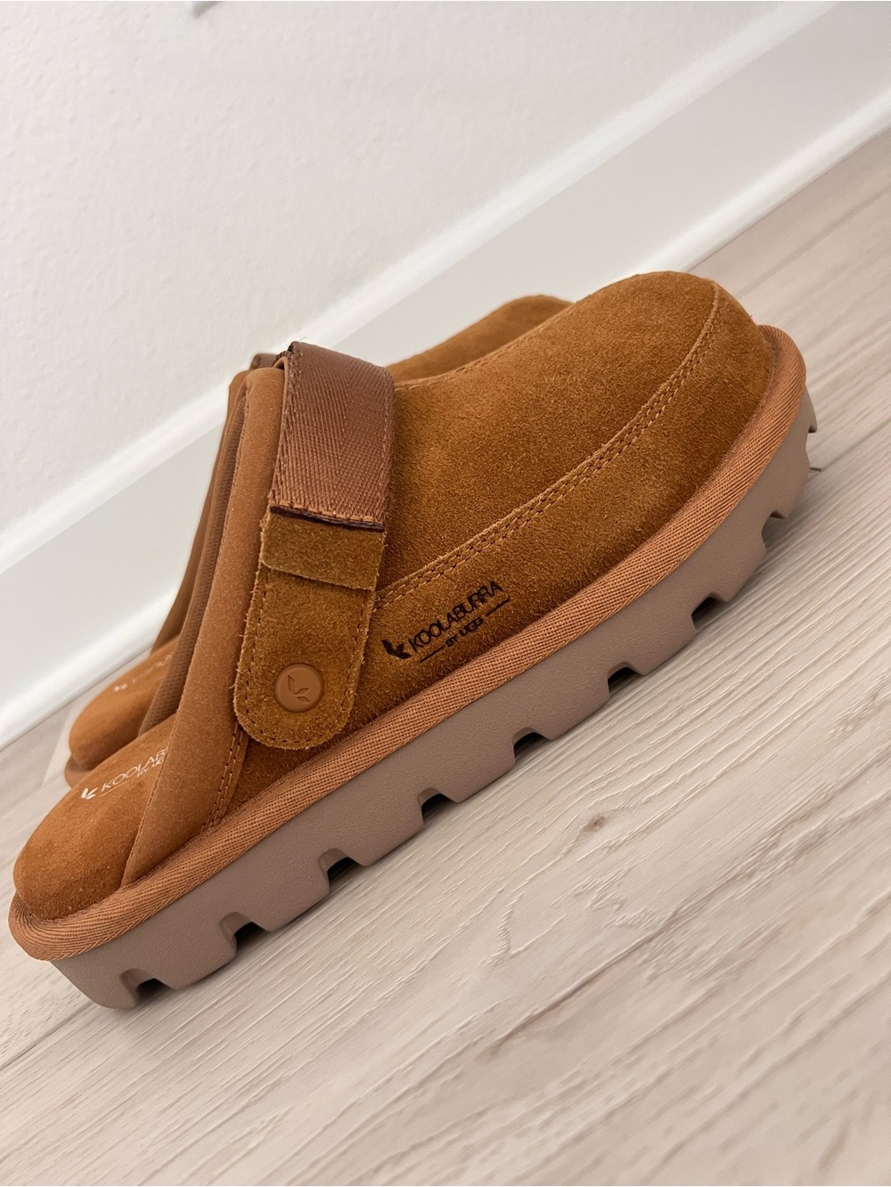 Koolaburra Kids Chestnut Suede Slide Clog
